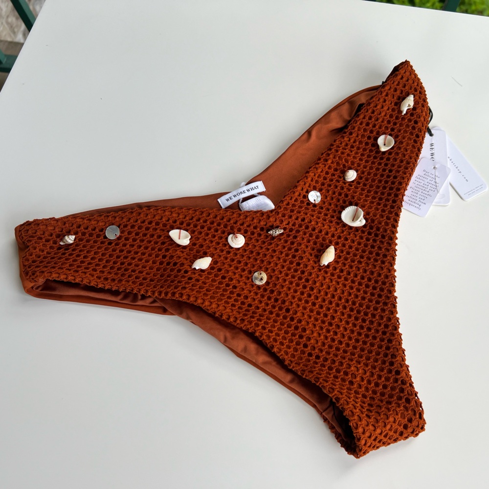 🆕 WeWoreWhat Delilah Bikini Bottom XL Fishnet Orange with Shell Accents